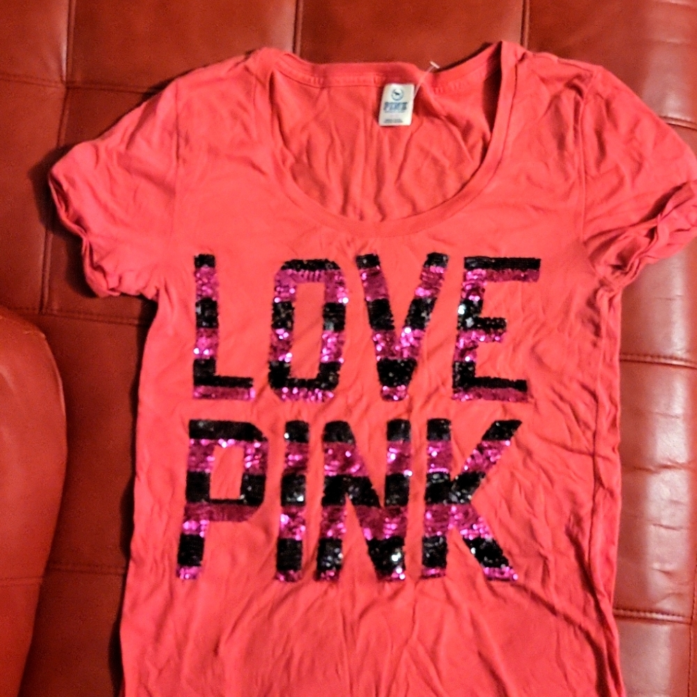Victoria's Secret Pink sequined t-shirt sz. M
